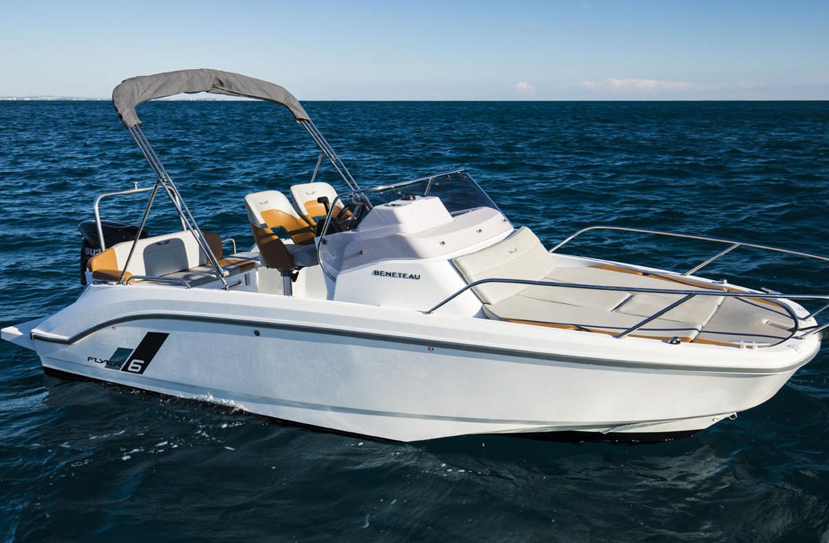 BENETEAU FLYER 6 SUNDECK