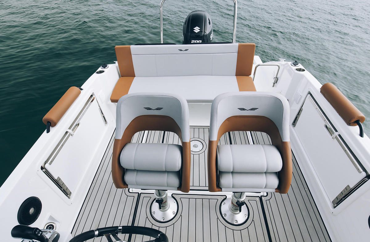 BENETEAU FLYER 7 Sundeck