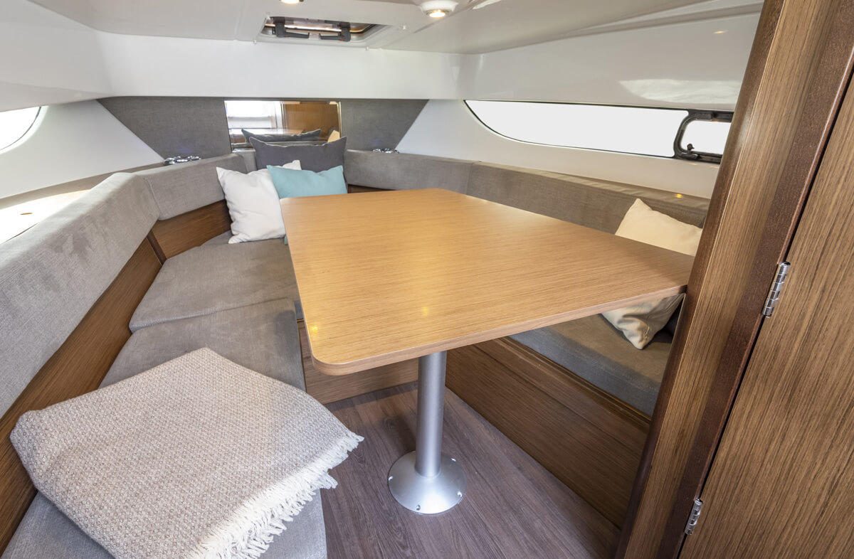 BENETEAU FLYER 9 SUNDECK