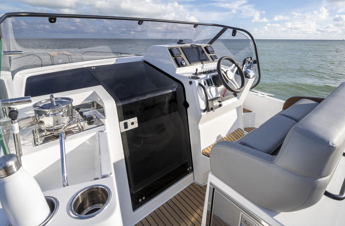 BENETEAU FLYER 9 SUNDECK