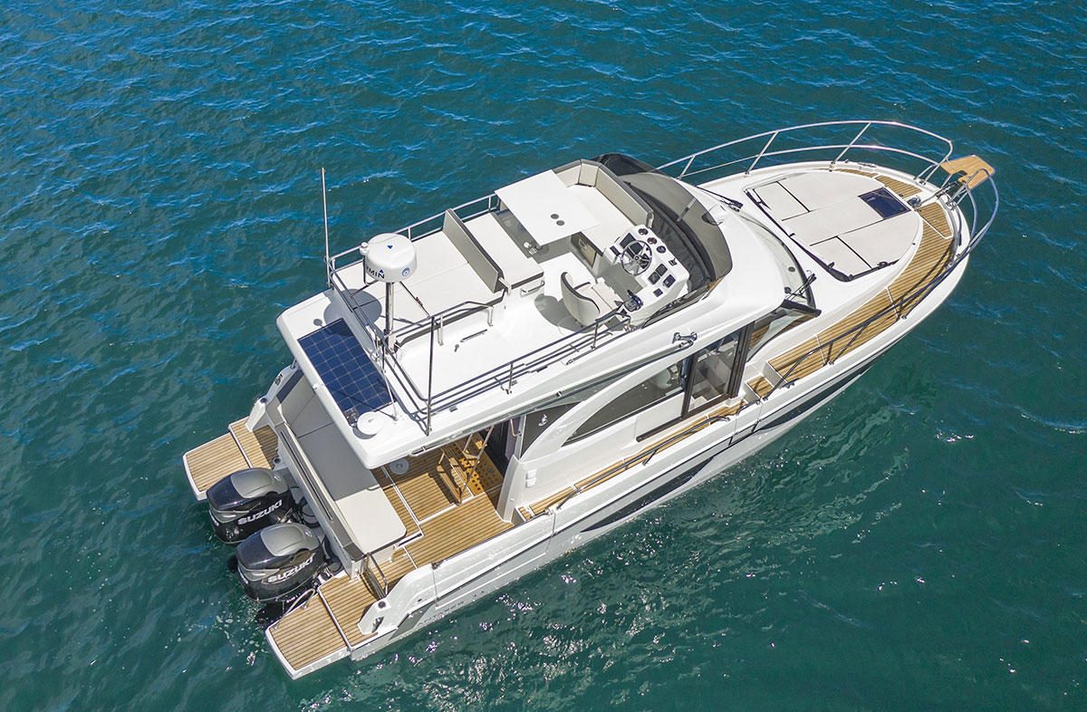 BENETEAU Antares 11 Fly